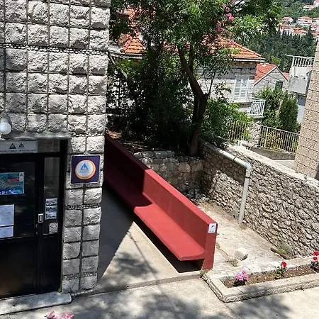 Hi دوبروفينك