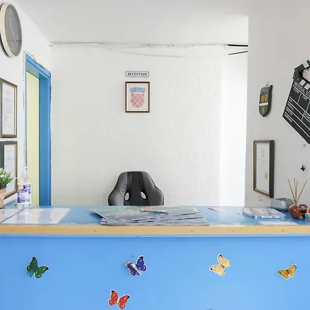 Hostel Hi
