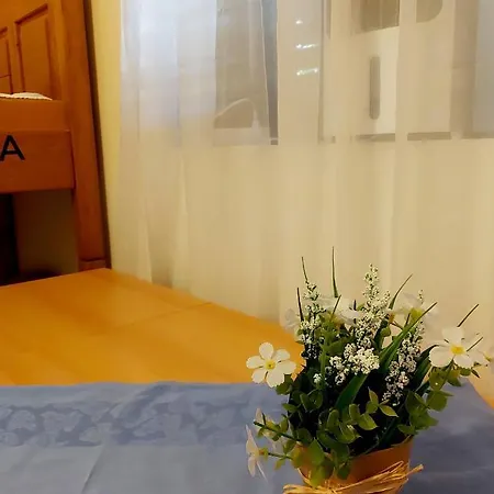 Hostel Hi Ντουμπρόβνικ